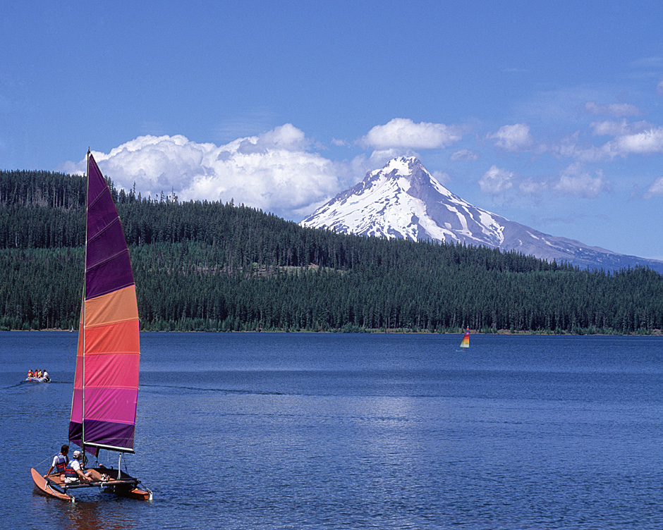 Mt Hood and Timothy Lake in Clackamas County with Sailboat