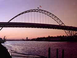 Sunset photo - The Fremont Bridge; Willamette River; Portland  Oregon