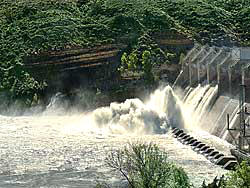 Morony Falls Dam - Powerful Missouri River