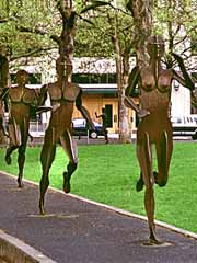 Riverfront Park, Spokane Marathon Runners statues